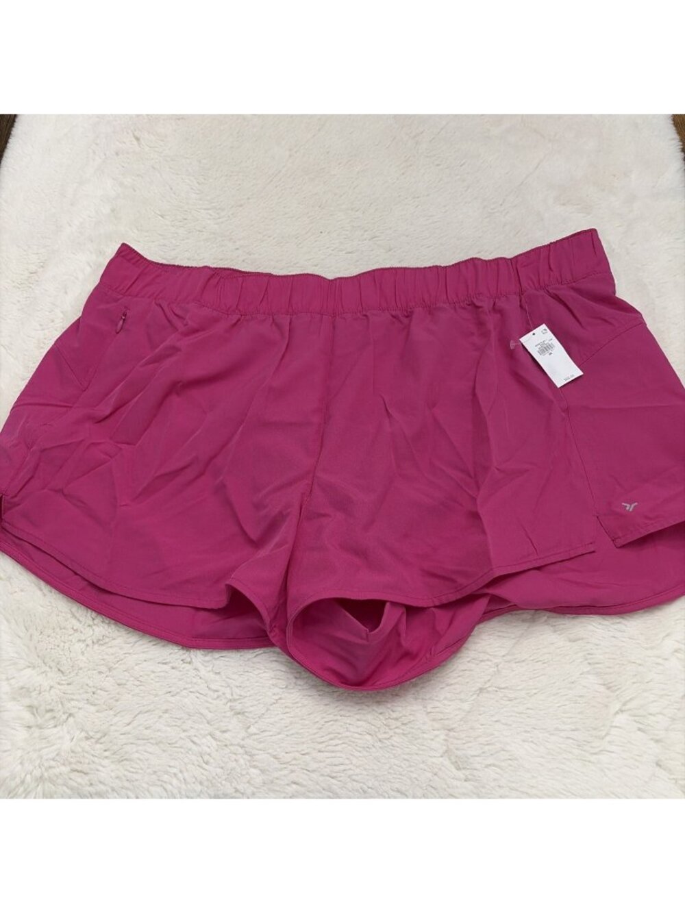 Old Navy Womens NWT Mid rise Stretch Tech Running Shorts 2X Purple